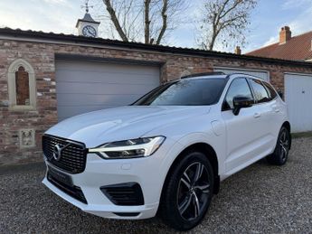 Volvo XC60 2.0 R-Design T6 Plug-in hybrid AWD