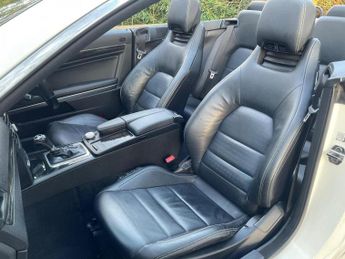 MERCEDES-BENZ E CLASS 3.0 E350 CDI V6 BlueEfficiency Sport Edition 125 Cabriolet G-Tro