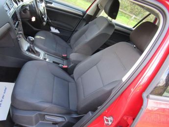 VOLKSWAGEN GOLF 1.6 TDI BlueMotion Tech Match DSG Euro 5 (s/s) 5dr