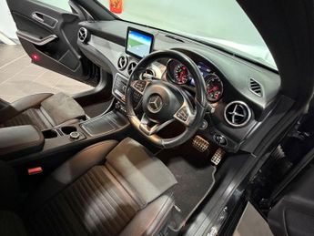 MERCEDES-BENZ CLA 2.1 CLA220d AMG Line Coupe 7G-DCT Euro 6 (s/s) 4dr