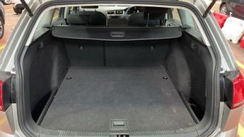 VOLKSWAGEN GOLF 1.2 TSI BlueMotion Tech S