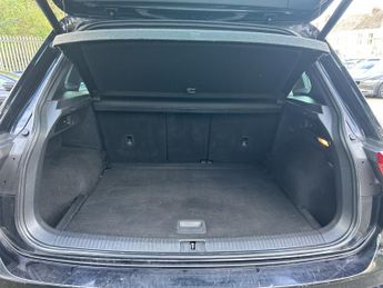 VOLKSWAGEN TIGUAN 1.5 TSI EVO R-Line Tech