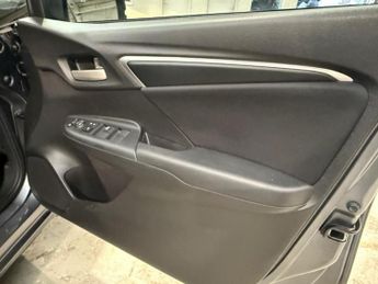 HONDA JAZZ 1.3 i-VTEC SE