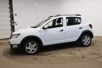 DACIA SANDERO STEPWAY 0.9 Stepway Laureate TCe 90