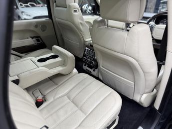 LAND ROVER RANGE ROVER 4.4 SD V8 Autobiography