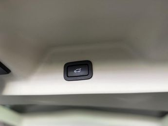 LAND ROVER RANGE ROVER 4.4 SD V8 Autobiography