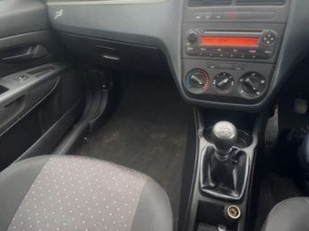 FIAT GRANDE PUNTO 1.4 Grande Punto Active 1.4 8v 3dr