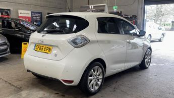 RENAULT ZOE Dynamique Nav Electric Automatic White 5dr 1 KEEPER+SATNAV+LOW T