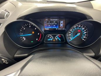 FORD KUGA 2.0 TDCi Titanium