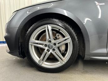 AUDI A4 2.0 TDI ultra S line S Tronic Euro 6 (s/s) 4dr