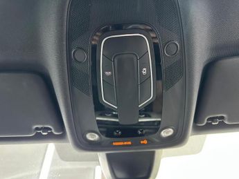 AUDI A4 2.0 TDI ultra S line S Tronic Euro 6 (s/s) 4dr