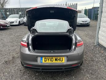 RENAULT LAGUNA 2.0 dCi TomTom Edition