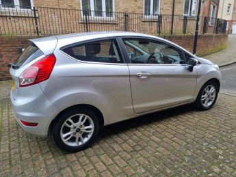 FORD FIESTA 1.5 TDCi Zetec