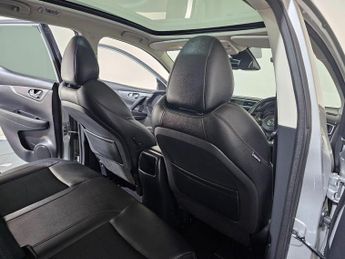 NISSAN QASHQAI 1.3 DIG-T Tekna Euro 6 (s/s) 5dr