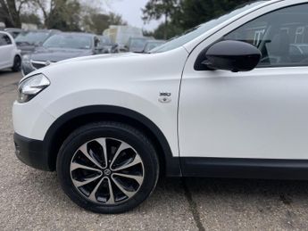 NISSAN QASHQAI+2 2.0 360