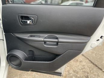 NISSAN QASHQAI+2 2.0 360