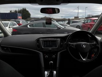 VAUXHALL ZAFIRA TOURER 1.4i Turbo SRi Nav Auto Euro 6 5dr