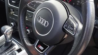 AUDI Q5 2.0 TDI S line Plus