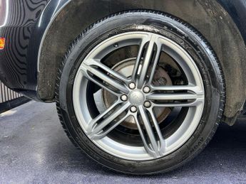 AUDI Q5 2.0 TDI S line Plus S Tronic quattro Euro 6 (s/s) 5dr
