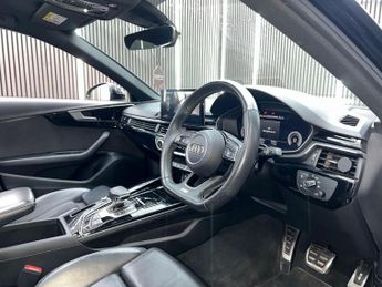 AUDI A4 2.0 TDI 35 Black Edition S Tronic Euro 6 (s/s) 4dr