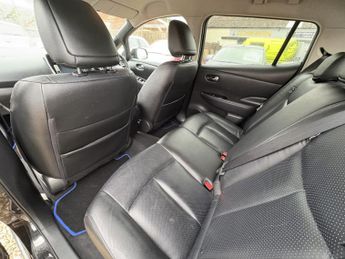 NISSAN LEAF 24kWh Tekna