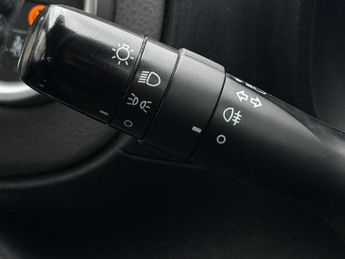 TOYOTA YARIS 1.33 Dual VVT-i TR Euro 5 5dr