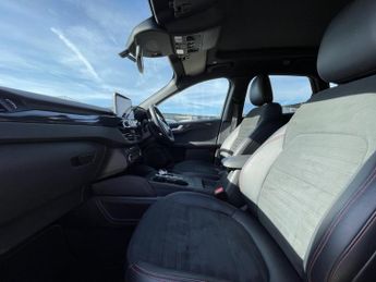 FORD KUGA 2.0 EcoBlue ST-Line X
