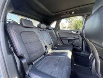 FORD KUGA 2.0 EcoBlue ST-Line X