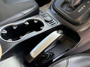 FORD KUGA 2.0 TDCi Titanium