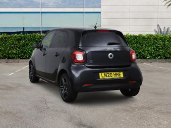 SMART FORFOUR 17.6kWh Pulse Premium