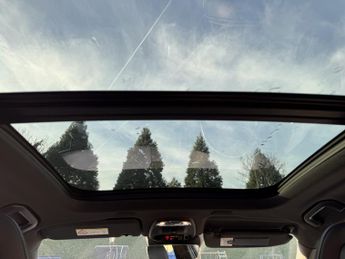 VOLVO XC60 2.0 R-Design Pro T8 Twin Engine