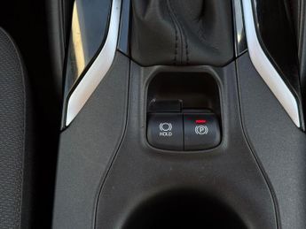 TOYOTA COROLLA 1.8 VVT-h Design Touring Sports CVT Euro 6 (s/s) 5dr