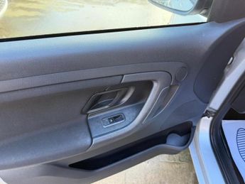 SKODA ROOMSTER 1.2 TSI SE DSG Euro 5 5dr