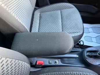 SKODA ROOMSTER 1.2 TSI SE DSG Euro 5 5dr