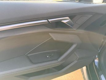 AUDI A3 1.5 TFSI 35 S line Sportback S Tronic Euro 6 (s/s) 5dr