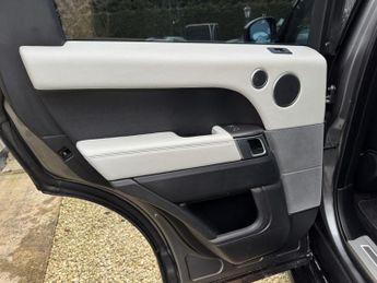 LAND ROVER RANGE ROVER SPORT 3.0 SD V6 HSE Dynamic URBAN KIT - 7 Seat