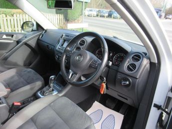 VOLKSWAGEN TIGUAN 2.0 TDI BlueMotion Tech Match DSG 4WD Euro 5 (s/s) 5dr