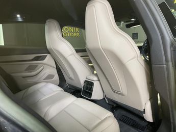 PORSCHE TAYCAN Performance 79.2kWh 4S