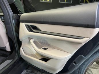 PORSCHE TAYCAN Performance 79.2kWh 4S SPORT TURISMO