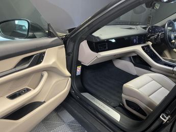 PORSCHE TAYCAN Performance 79.2kWh 4S SPORT TURISMO