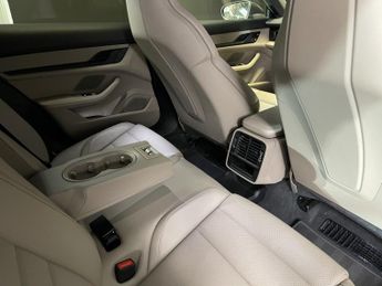 PORSCHE TAYCAN Performance 79.2kWh 4S