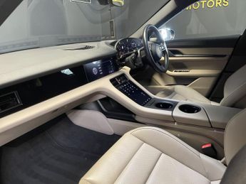 PORSCHE TAYCAN Performance 79.2kWh 4S SPORT TURISMO