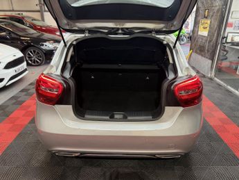 MERCEDES-BENZ A CLASS 1.5 A180d Sport