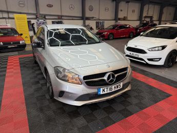 MERCEDES-BENZ A CLASS 1.5 A180d Sport