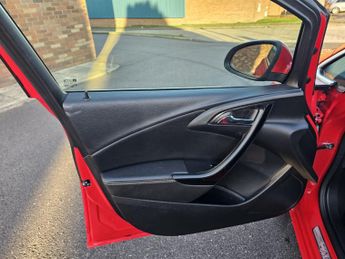 VAUXHALL ASTRA 2.0 CDTi Elite