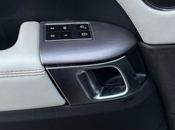 LAND ROVER RANGE ROVER SPORT 3.0 SD V6 HSE Auto 4WD Euro 5 (s/s) 5dr