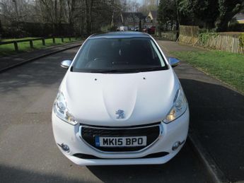 PEUGEOT 208 1.2 VTi PureTech Style Euro 6 5dr