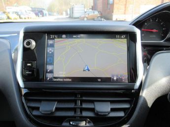 PEUGEOT 208 1.2 VTi PureTech Style Euro 6 5dr