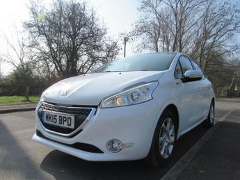 PEUGEOT 208 1.2 VTi PureTech Style Euro 6 5dr