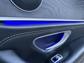MERCEDES-BENZ E CLASS 2.0 E220d AMG Line